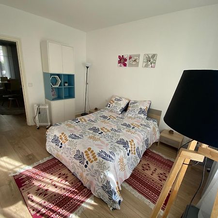 Superbe Appartement Aux Portes De Paris Avec Terrasse ル・クルムラン・ビセートル エクステリア 写真