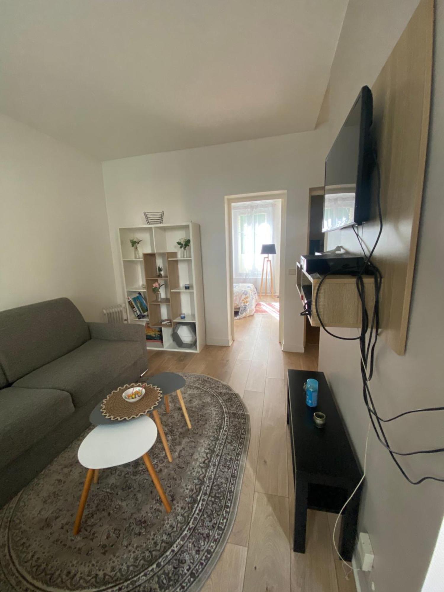 Superbe Appartement Aux Portes De Paris Avec Terrasse ル・クルムラン・ビセートル エクステリア 写真